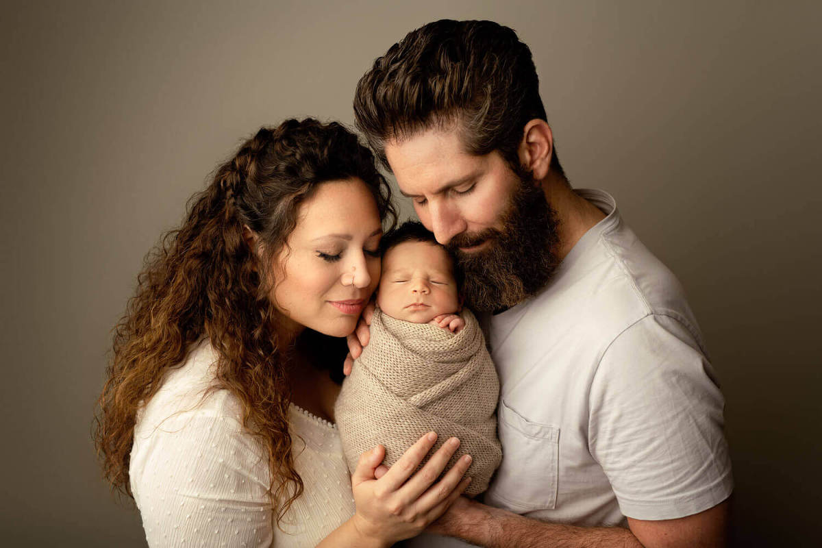 San Diego Family & Newborn Photographer - Angela Beransky